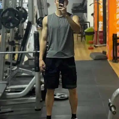 周宇
